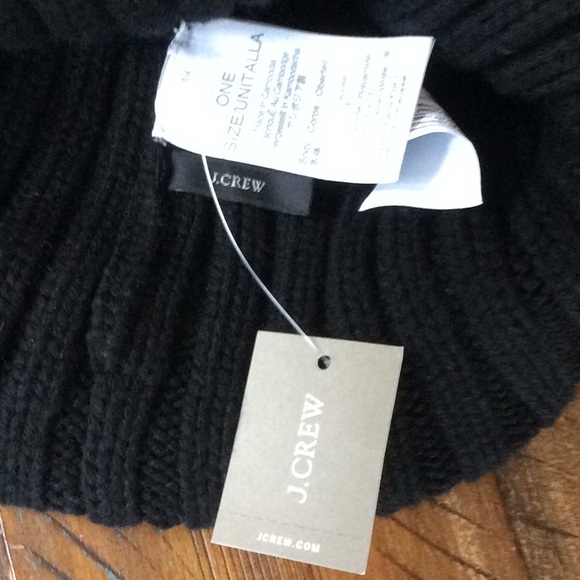 J.Crew Women’s Winter Pom Pom Hat Black New - Picture 2 of 3